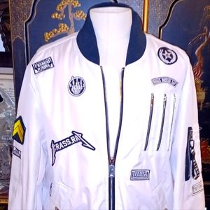 FLIGHT TIGERS: Designer White Patch Bomber Jacket (X-Large.)